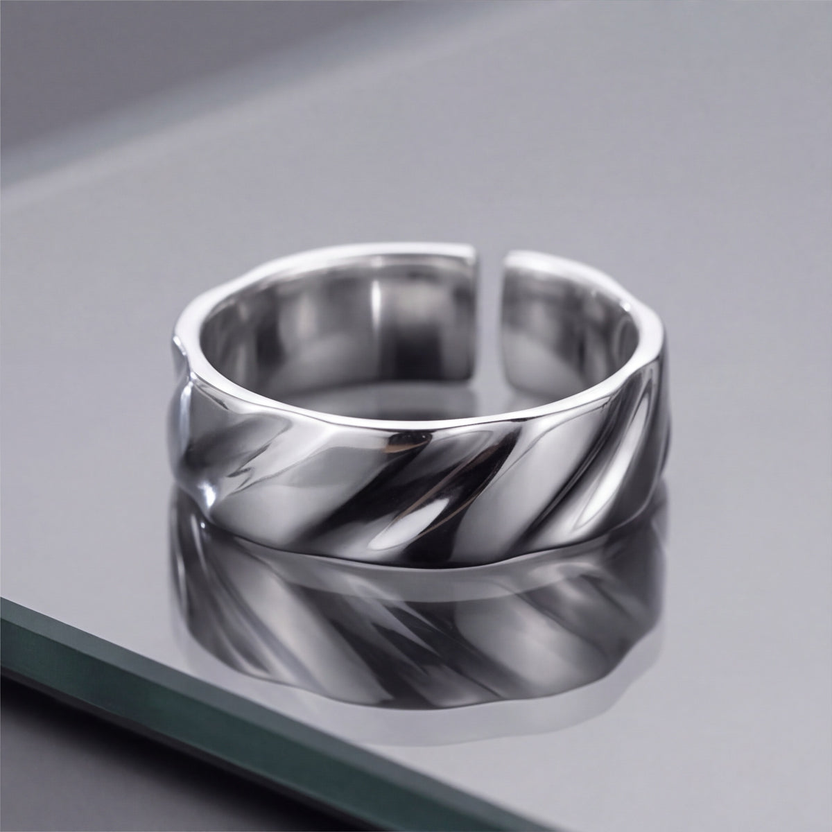 Flow Ring - 925 Sterling Silver