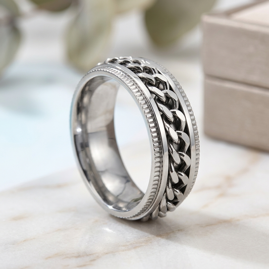 CHAINED RING