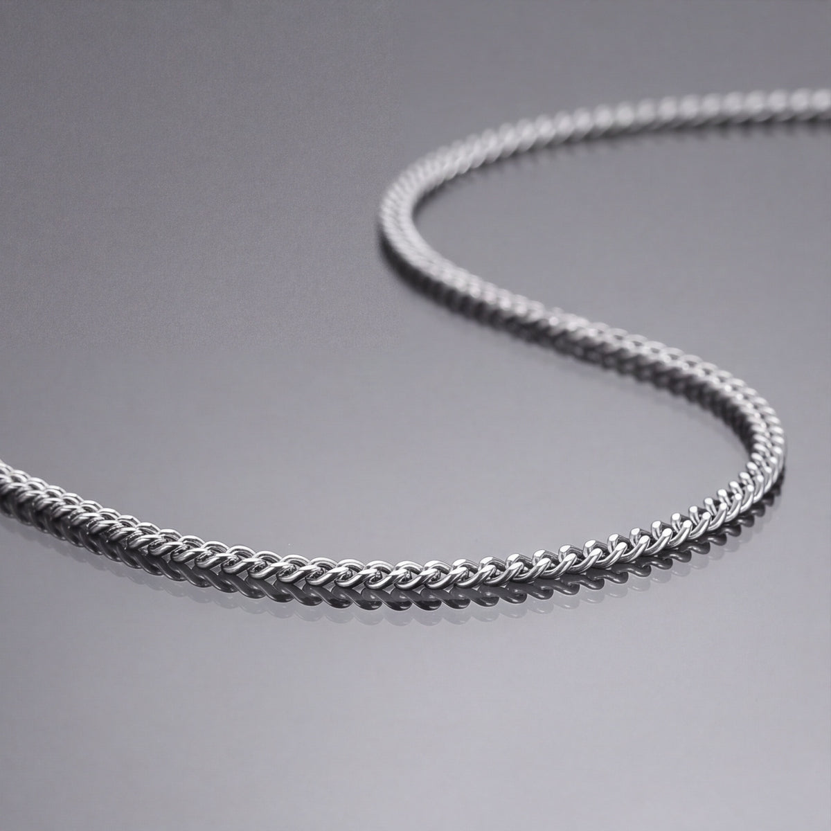 Slim Curb Necklace