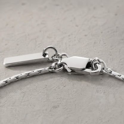 ESSENTIAL ARMBAND