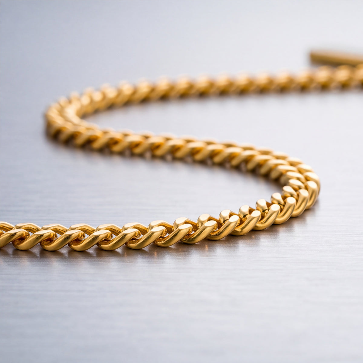 Fine Curb Bracelet