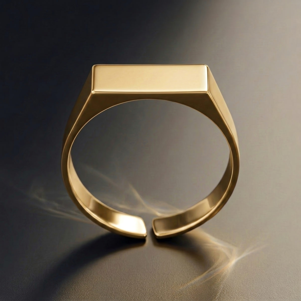 ESSENTIAL SIGNET RING