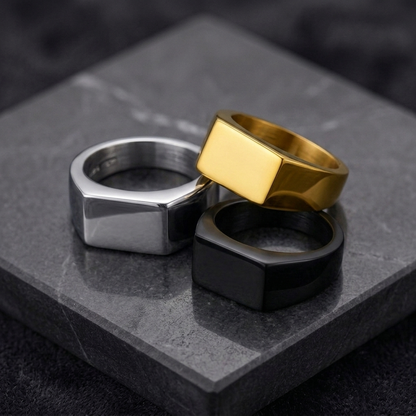 SIGNET RING
