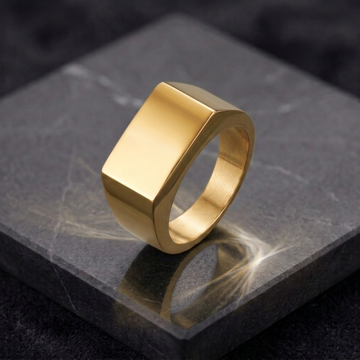 SIGNET RING