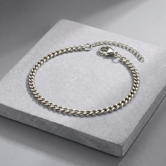 CHAINED BRACELET