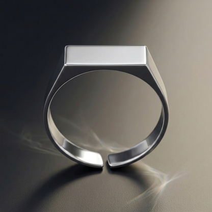 ESSENTIAL SIGNET RING